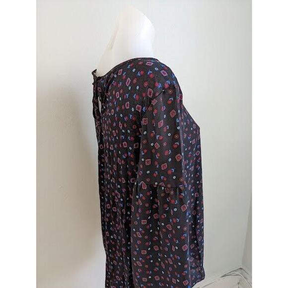New Loft Small Bell Sleeve Blouse Black Geometric Print Tie Back Crew Neck NWT - Picture 7 of 11